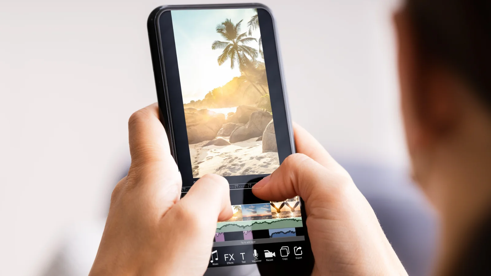 Como editar vídeos pelo celular: apps e dicas